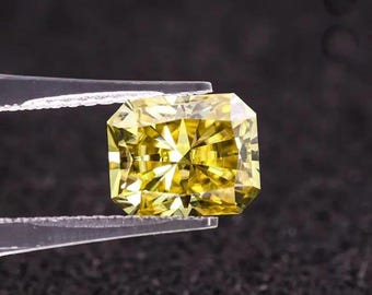 Lab-grown Moissanite Diamond 10x8mm Certified 3.50 crt Radiant cut Yellow-colour Making For Jewellery