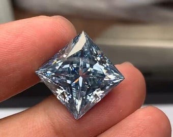 Replacement of Diamond Loose Moissanite VVS1 Clarity 3.50 Crt Blue Colour Princess Cut