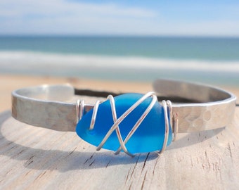 Wire Wrapped Sea Glass Cuff Bracelet-Hand Textured Cuff Bracelet with Sea Glass