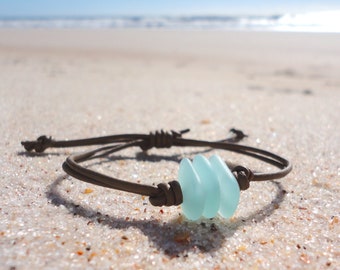 Leather Sea Glass Bracelet Beach Glass Bracelet Adjustable Handmade Beach Bracelet Gift for Mermaids Sea Glass Jewelry Leather Bracelet