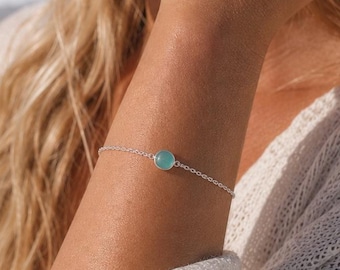Dainty Sea Glass Bracelet Adjustable Sterling Silver Beach Glass Bracelet Sea Glass Jewelry for Women Sea Glass Gifts Mermaid Jewelry