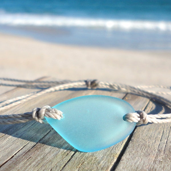 Pulsera de cristal marino hecha a mano, pulsera playera, pulsera surfista, pulsera ajustable e impermeable, pieza de cristal marino azul, pulsera para mejor amiga, regalo