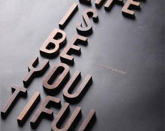 Lettere e numeri inglesi personalizzati in legno di noce nero, insegna con nome, lettere personalizzate per la cameretta, decorazione murale fai da te con alfabeto per la cameretta della bambina.