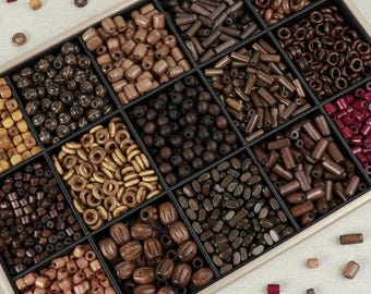 Lotto di perline vintage in legno scuro, perline distanziatrici sfuse e dischetti, forniture per la creazione di gioielli fai da te come bracciali e collane.