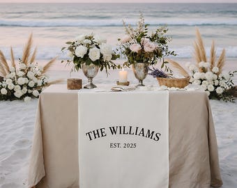 Chemin de table de mariage, Plaque de nom de famille personnalisée, Bannière de mariage en lin personnalisée, Décoration de table en coeur, Plaque de réception de mariage