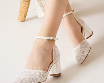 Lace Bridal Shoes with Ankle Strap, White Block Heel Wedding Shoes, Floral Lace Bridal Heels, Elegant Wedding Shoes