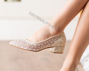 Pearl Bridal Heels, White Wedding Shoes with Pearls, Block Heel Bridal Pumps, Elegant Ivory Bride Shoes
