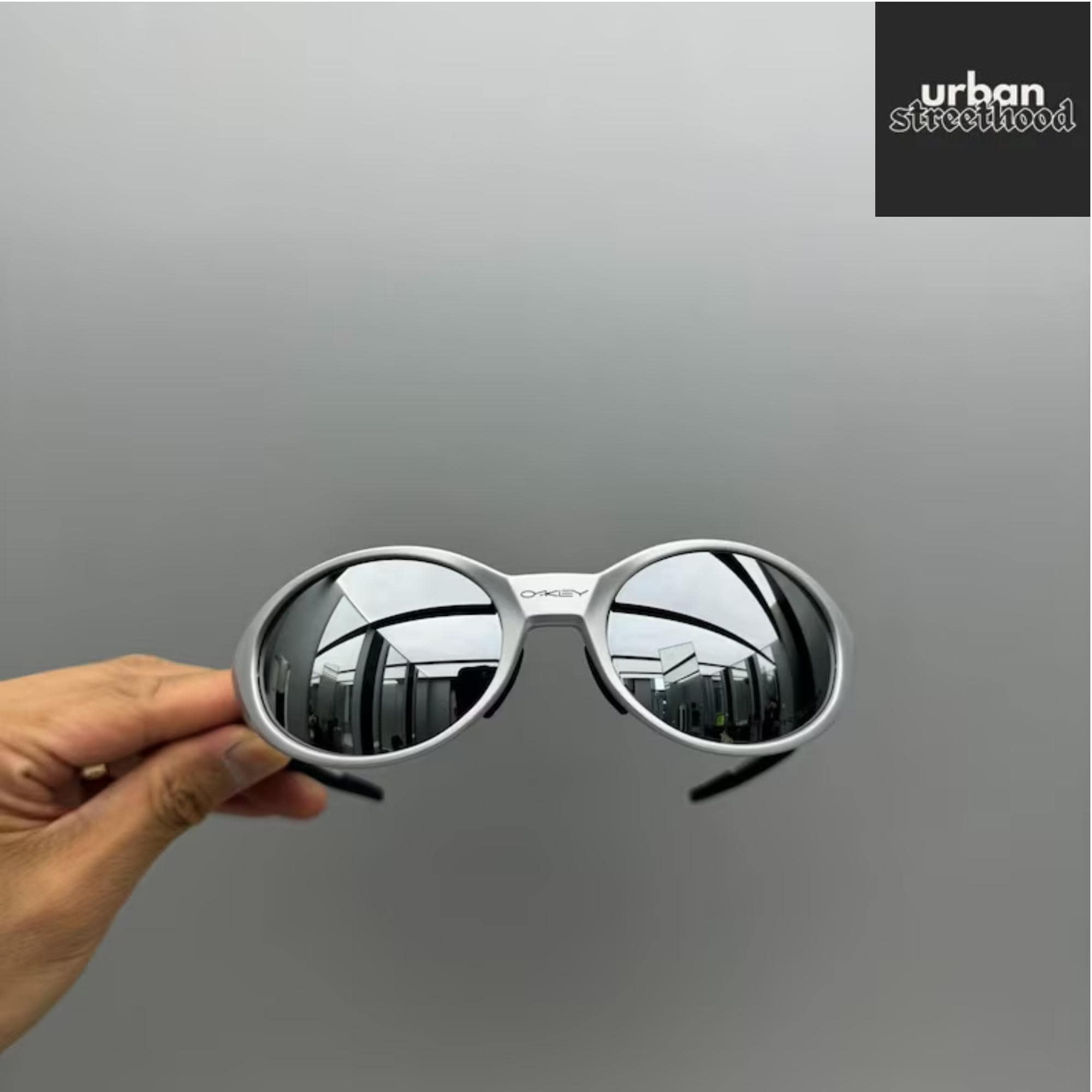 Oakley 90's sunglasses - Etsy 日本