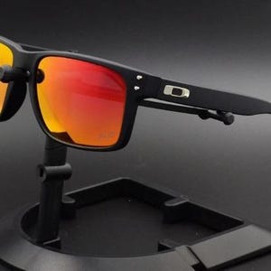 New Oakley Holbrook Polarized Sunglasses - Unisex UV400 Square Frame All Colors Available Black + Red