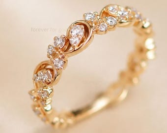 Anello di fidanzamento con ramo di foglie di albero, anello impilabile con fiore di moissanite rotondo, anello di nozze botanico ispirato alla natura