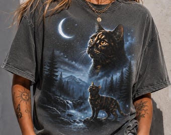 Tortoiseshell Cat Howling to the Moon Shirt, Funny Tortie Cat Halloween Tshirt, Gifts