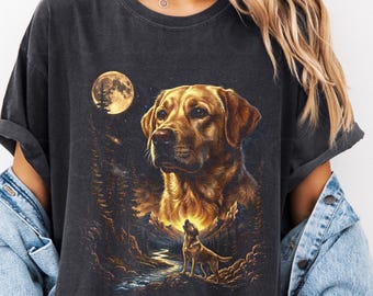 ラブラドール・レトリバーが月に吠えるTシャツ、グラフィック・ラブラドール愛好家シャツ、ラブラドールのお母さんへのプレゼント、アウトドア犬シャツ、90年代ヴィンテージ満月