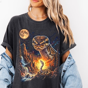 Snake Moon Forest Shirt, Python Howling Tee, Reptile Wildlife Graphic, Dark Nature Animal Shirt, Mystic Night Aesthetic Gift