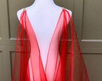 Red Organza Draped Cape for Pageant Bridal Shoulder Wrap Long Cathedral Cloak Christmas Wedding Dress Coverup Alternative Veil Quinceañera