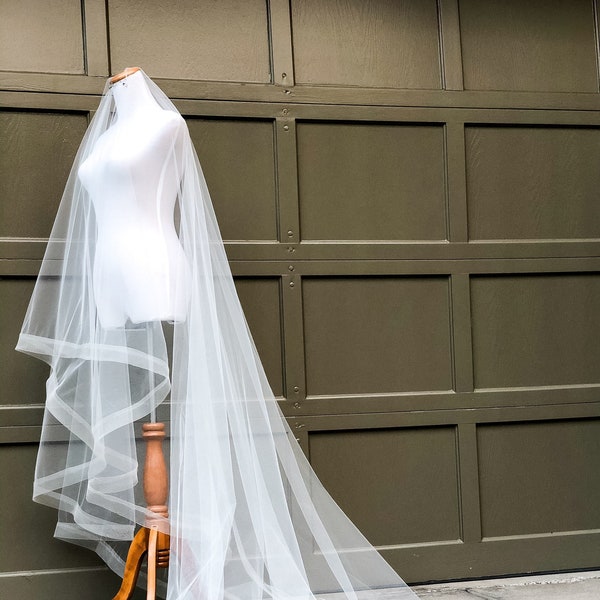 Classic Drop Cascade Wedding Veil with Horsehair, Ribbon Trimmed Drop Cathedral Veil, Cathedral Length Bridal Accessory Two Tier Veil Blush