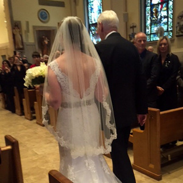 CUSTOM ORDER for Jessica Only: Lace Fingertip Veil, Lace Wedding Veil, Fingertip Wedding Veil, Alencon Lace Veil Fingertip, Lace Bridal Veil