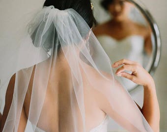 Simple Short Wedding Veil, Elbow Length Veil Cut Edge Veil, Ivory Veil, Sheer Raw Edge Veil, Single Layer Ivory Bridal Veil, Soft Waist Veil