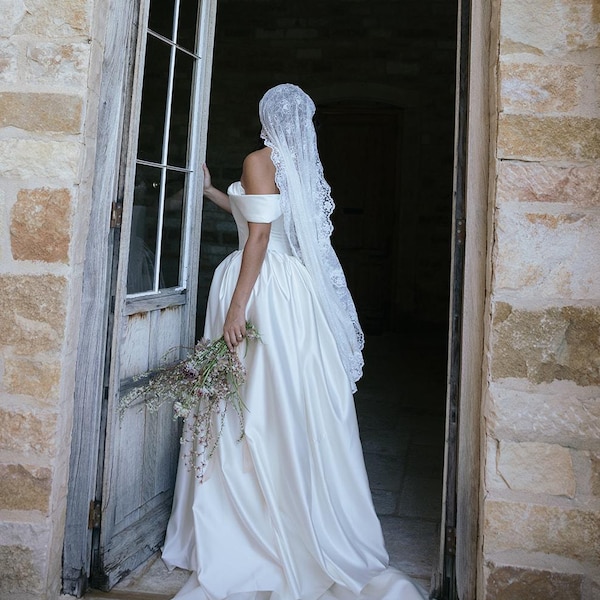Light Ivory Soft Lace Mantilla Wedding Veil, Embroidered French Lace Fingertip Length