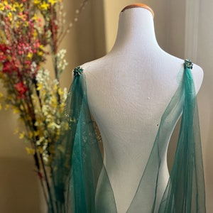 Emerald Green Draped Bridal Cape Shoulder Wedding Wrap Long Cathedral Cloak Christmas Wedding Dress Coverup Pageant Quinceañera Formal Party