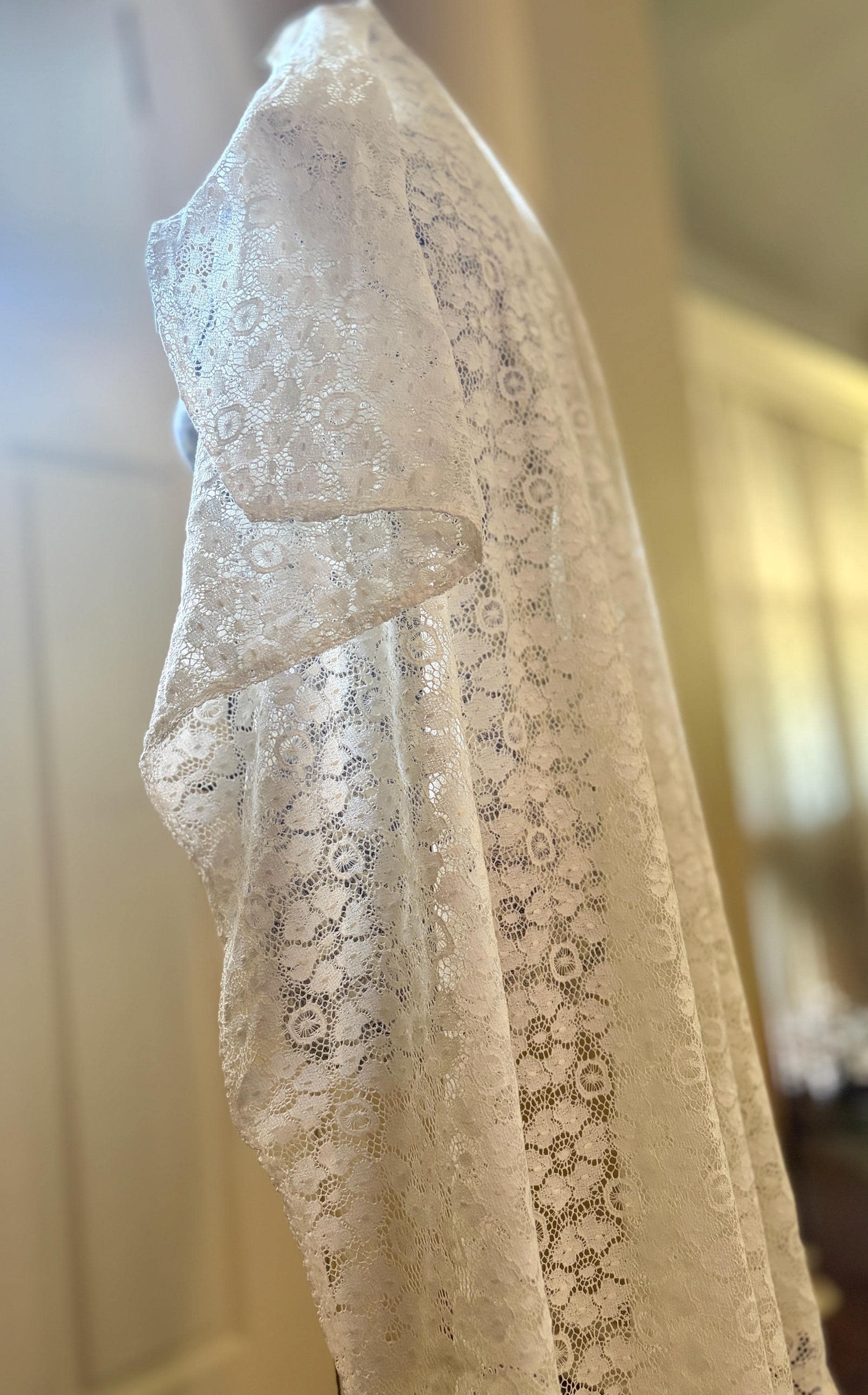 5 Crochet Wedding Veils and Bridal Patterns for Your Big Day 4 Dark Ivory Cotton Crochet Sunflower Lace Mantilla Wedding