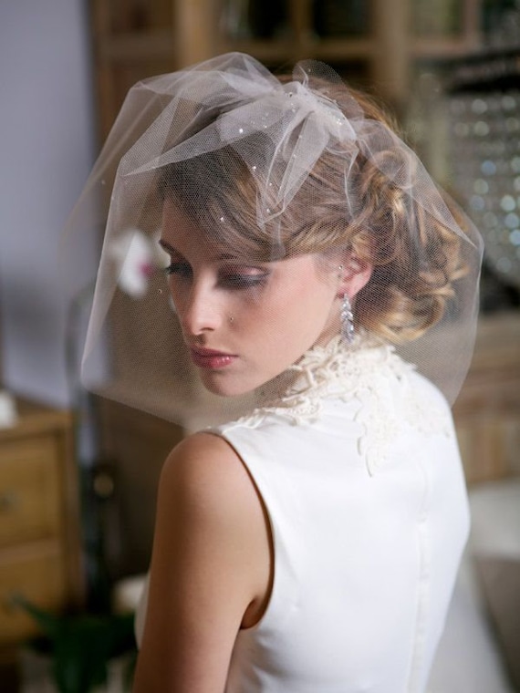 One Blushing Bride Short Birdcage Bridal Veil with Crystals, Chin Length with Comb White / with Scattered Crystals