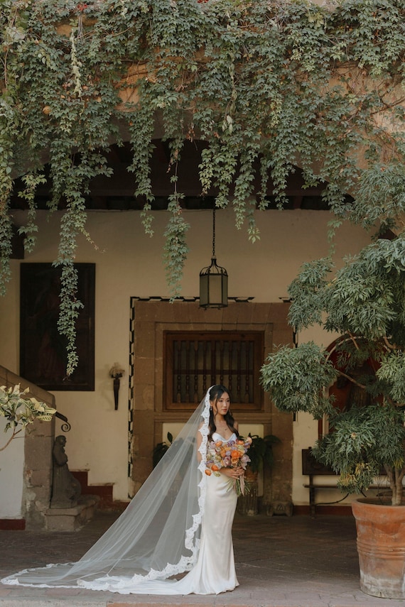 Mantilla Wedding Veil Royal Length Spanish Mantilla Royal Cathedral Bridal Veil With Dramatic  main image 2