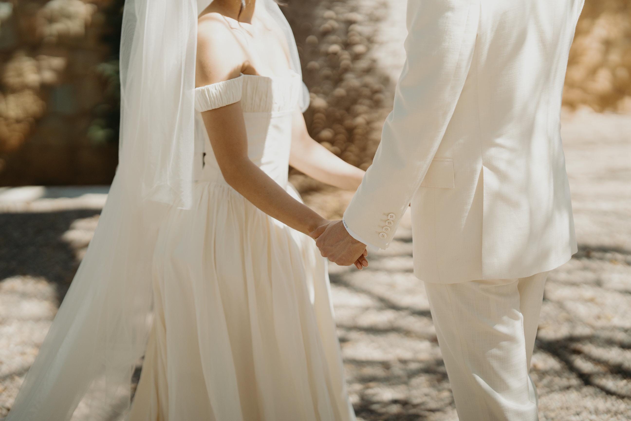 BRAND NEW Triple layer cream pristine wedding veil Layered Cream Silk Wedding Veil With Blusher, Extra Full  main image 3