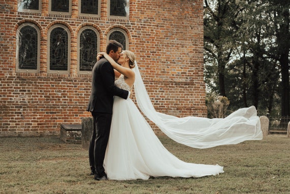 Ivory Soft English Tulle Cathedral Length Wedding Veil 1 Layer English Net Royal Cathedral Bridal Veil | EDEN LUXE  main image 4