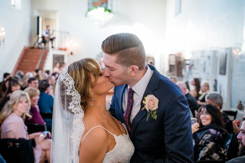 DIY Mantilla Bridal Veil, Make your own Fingertip Length Lace Wedding Veil Sewing Pattern, Easy Church Veil Tutorial, How to Sew Instruction image 10