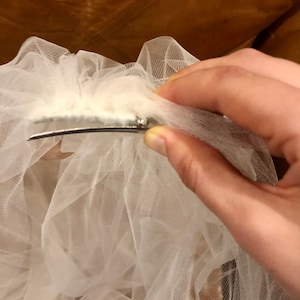 Fingertip Length Wedding Veil with Clip for Short Pixie Hair, Mid Length Bridal Accessory Light Ivory Veil, Soft Bridal Veil, Cut Edge Veil