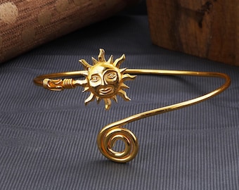 Sun Face Arm Cuff Bracelet, Gold Brass Upper Arm Cuff, Adjustable Celestial Armlet, Boho Statement Jewelry, Festival Gift for Her