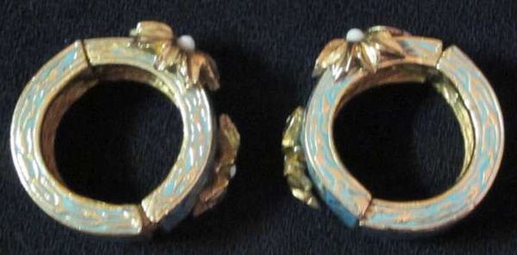 Ciner Blue and Gold Flower Earrings - image 2