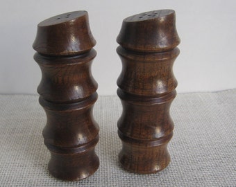 Brown Wood Salt and Pepper Shaker Set, Vintage Retro Kitchen 4 3/8 Inch Tall, MyVintageTable