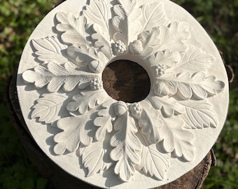 Rosetón de techo de roble y zarza hecho a mano