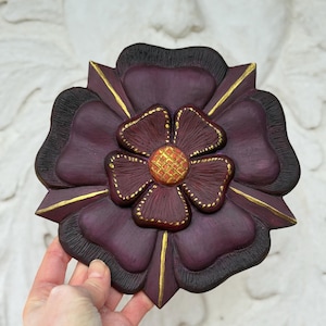 Tudor Rose Plaster Medallion