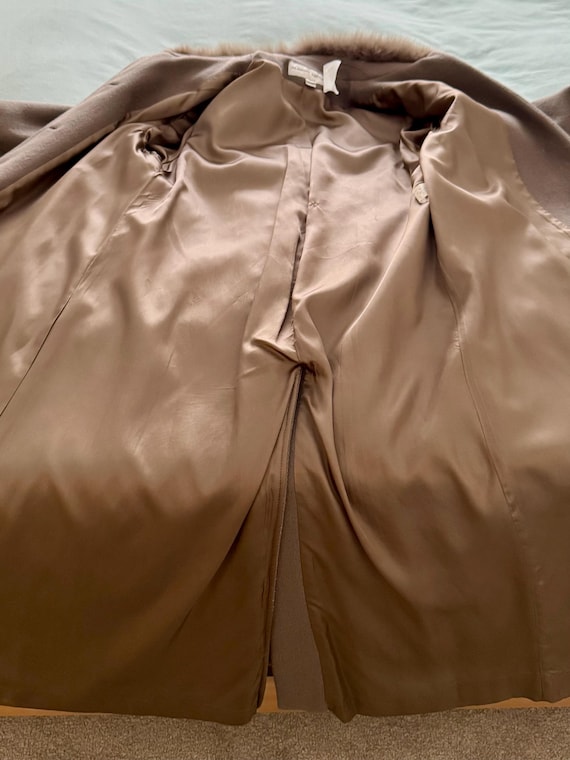 Vintage Albert Nipon Taupe Wool Coat with Fox Fur… - image 4