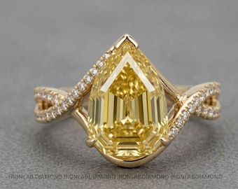 Step Cut Pear Lab Grown Diamond 4 ct Yellow Modern Engagement Ring Art Deco Vintage Ring Gold Wedding Ring