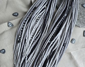 Dreadlocks di lana - neri e grigi, extension per dreadlocks che non prudono