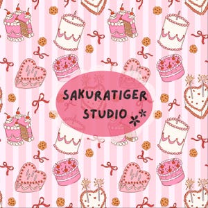 Pode incluir: Padrão listrado rosa e branco com ilustrações de bolos, biscoitos e laços. Os bolos são decorados com cerejas e glacê. O texto "SAKURATIGER STUDIO" está em um oval rosa. O tema geral é doce e caprichoso.