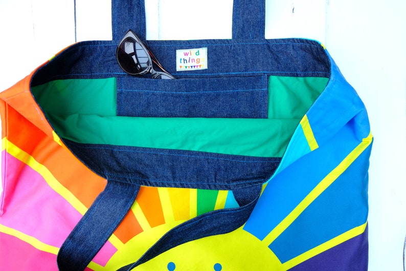 Oversized bag holdall , happy face, sunrise, rainbow of hope , spectrum print. image 3