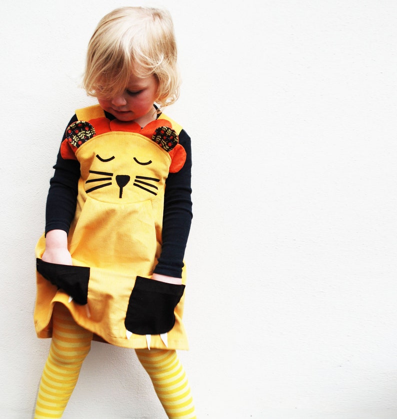 Sleepy lion character dress by Wild Things, image 2