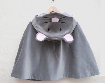 Mouse fancy cape in grey velvet