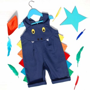 Drache Regenbogen Shortall kurze Latzhose Kinder verkleiden Kostüm.