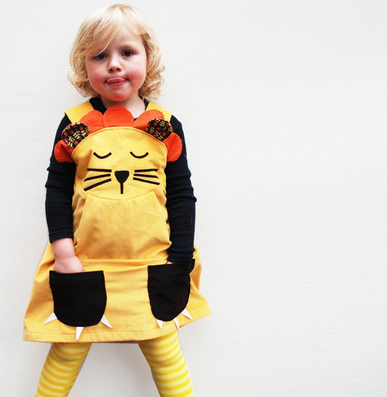 Sleepy lion character dress by Wild Things, image 1