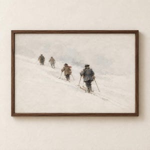 Fyra skidåkare i dimma-tryck, vintage vinterlandskap, snöig bergsskidkonst, rustik alpin dekor, utskrivbar digital nedladdning