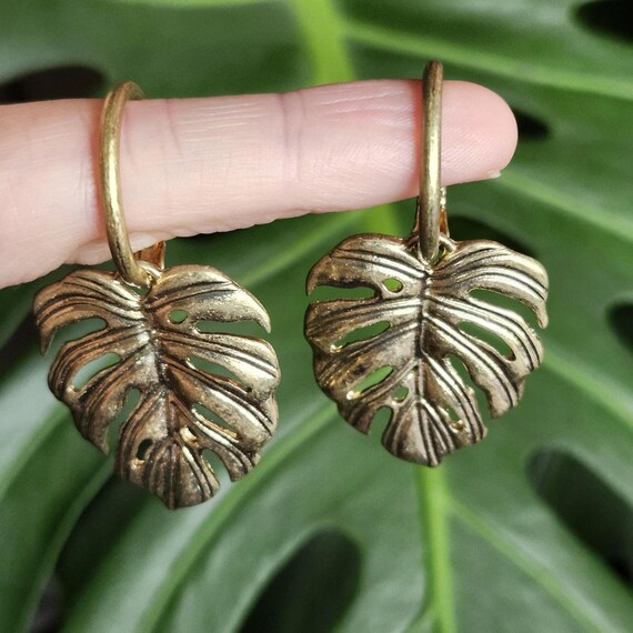 Monstera Gold Dangle Earrings - image 4