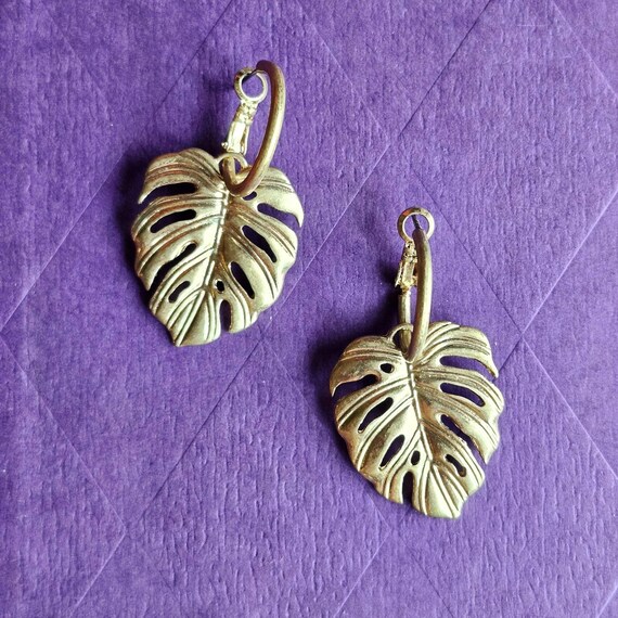 Monstera Gold Dangle Earrings - image 2