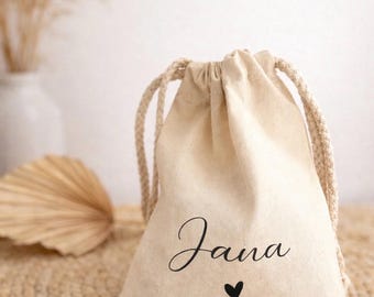 Personalisierter Stoffbeutel mit Namen – Osterbeutel Herz oder Häschen – Baumwollbeutel 14x20,5 cm Schwarz oder Mint