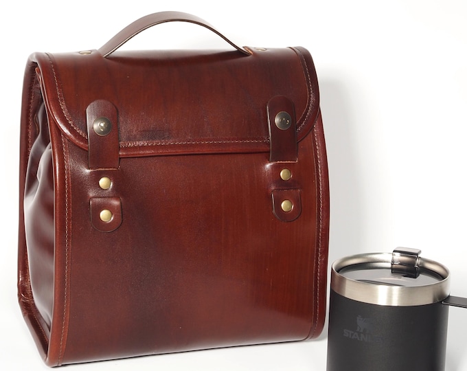 Featured listing image: Executive Leather Lunch Bag