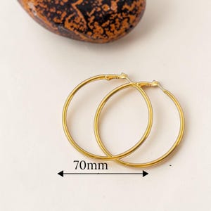 Orecchini a cerchio grandi da 70 mm per donna, in acciaio inossidabile placcato oro 14 carati, leggeri, ipoallergenici, pendenti vistosi, 2 paia